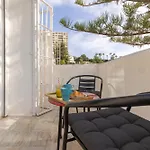 Charming House Next To The Sea Сasa de vacaciones