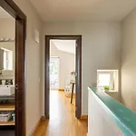 Charming House Next To The Sea Сasa de vacaciones