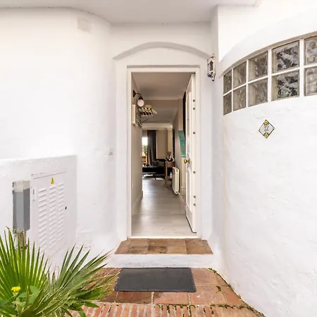 Charming House Next To The Sea Benalmádena